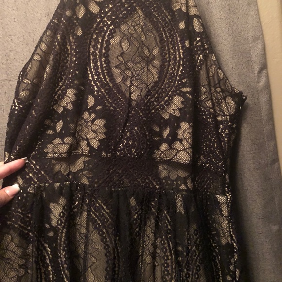 LACEY DRESS - Picture 2 of 3